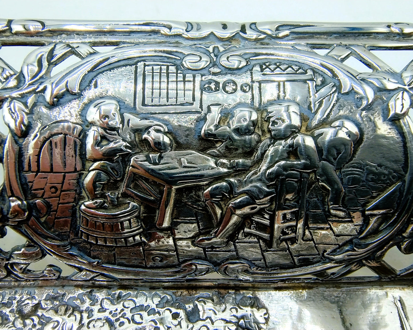Zilveren koekjesschaal, H. Nieuwold, Groningen, 1947