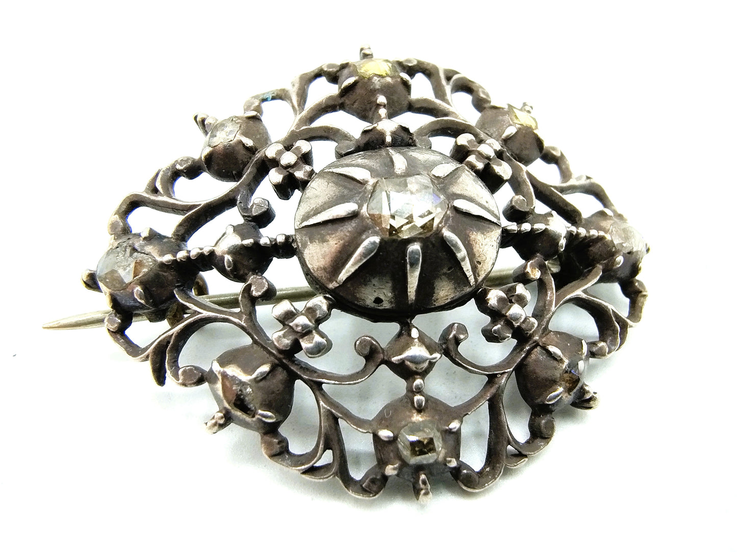 Antique silver brooch with 9 rose diamonds