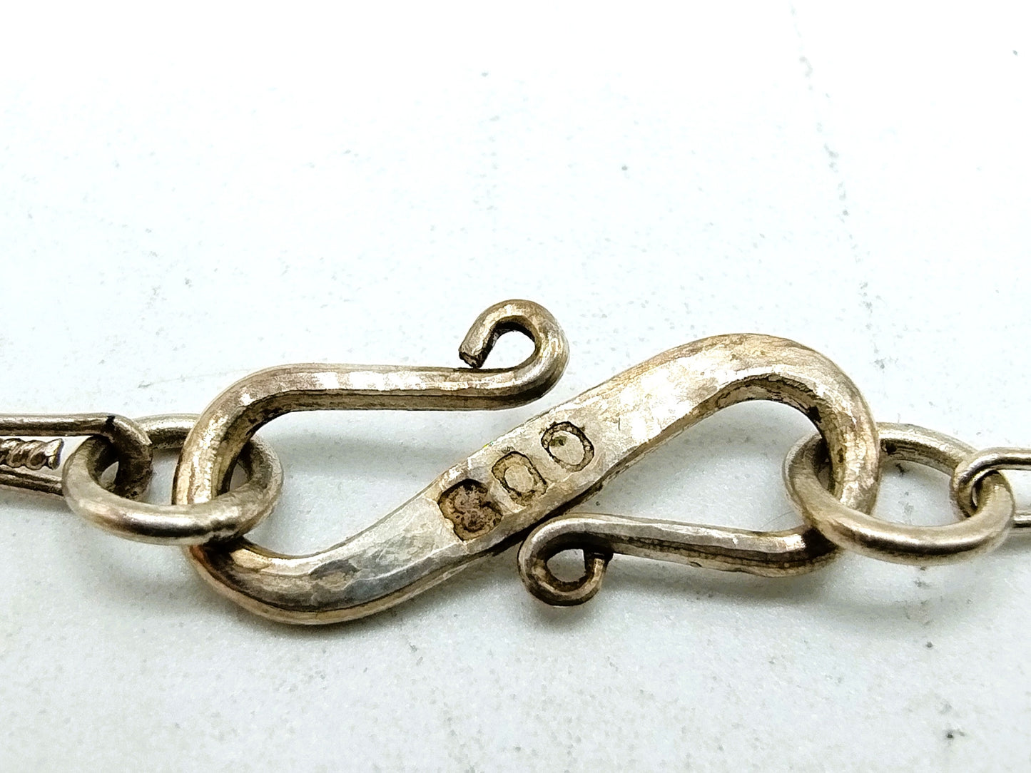 Silver necklace with silver filigree pendant, 800