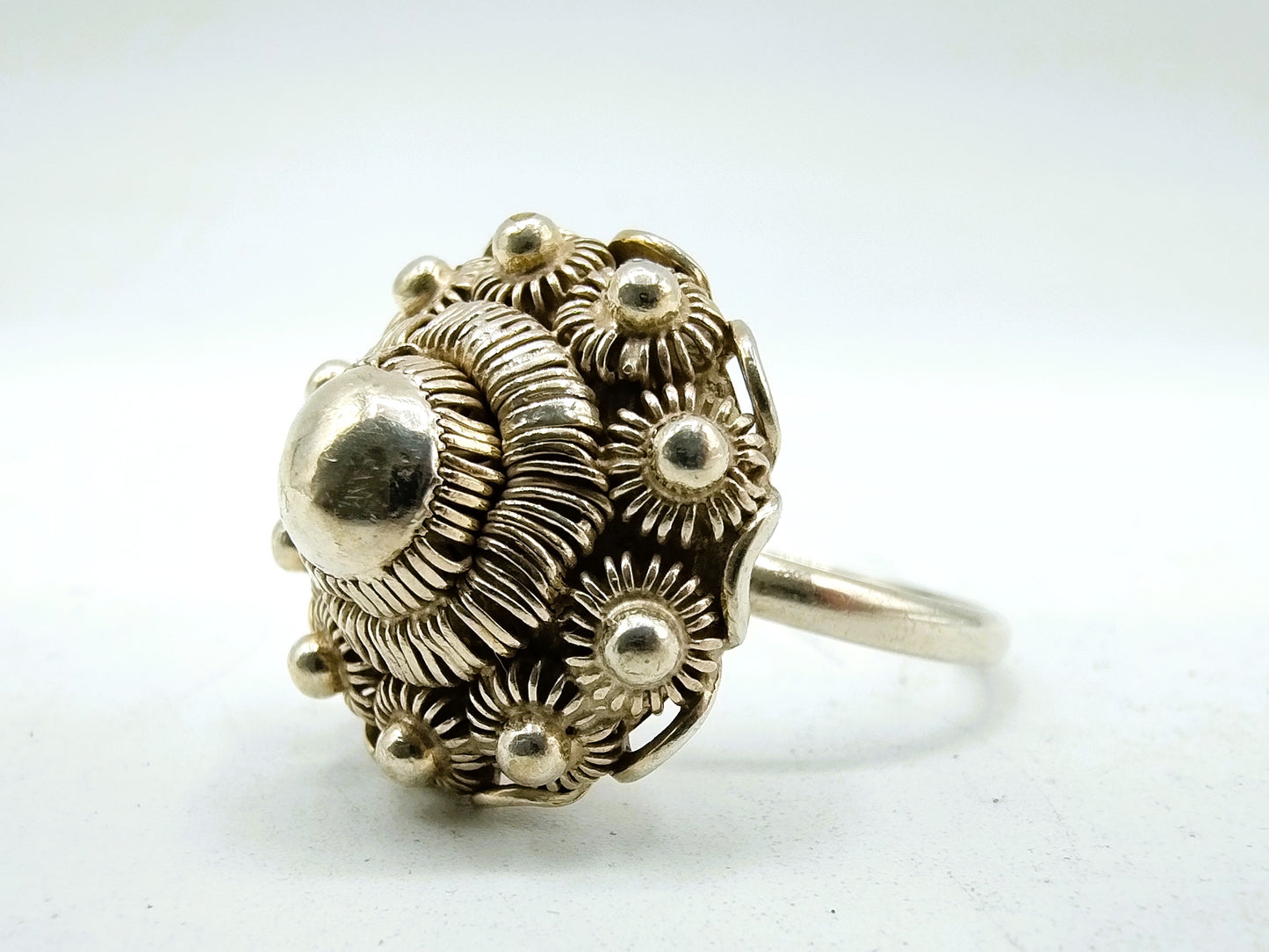 Silver ring with Zeeland button, 18 mm