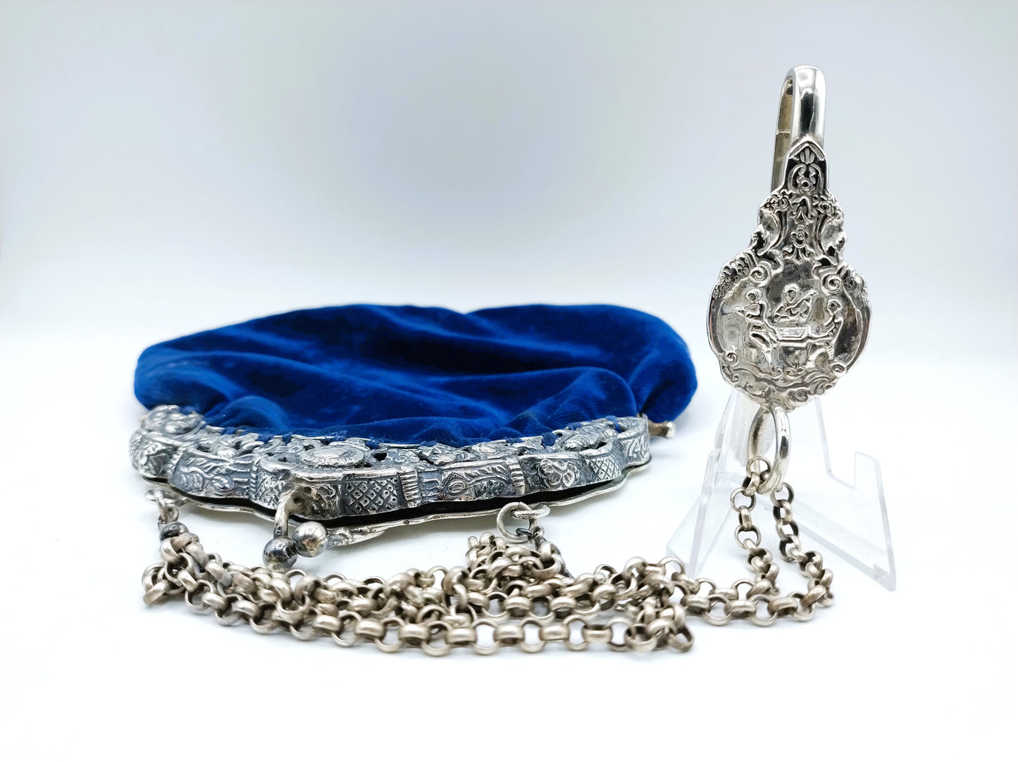 Silver bag bracket, J. van Straten, Hoorn, 1900.