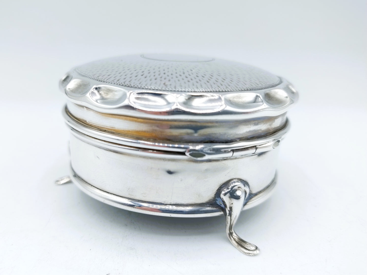 Silberne Ringbox, England, 1911
