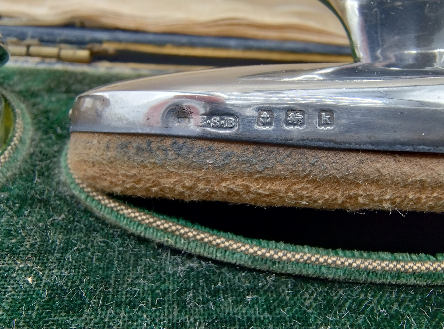 Silver manicure set in original case, ES Barnsley & Co, Birmingham, 1906