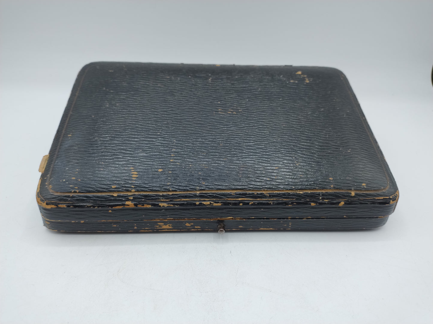 Silver manicure set in original case, ES Barnsley & Co, Birmingham, 1906