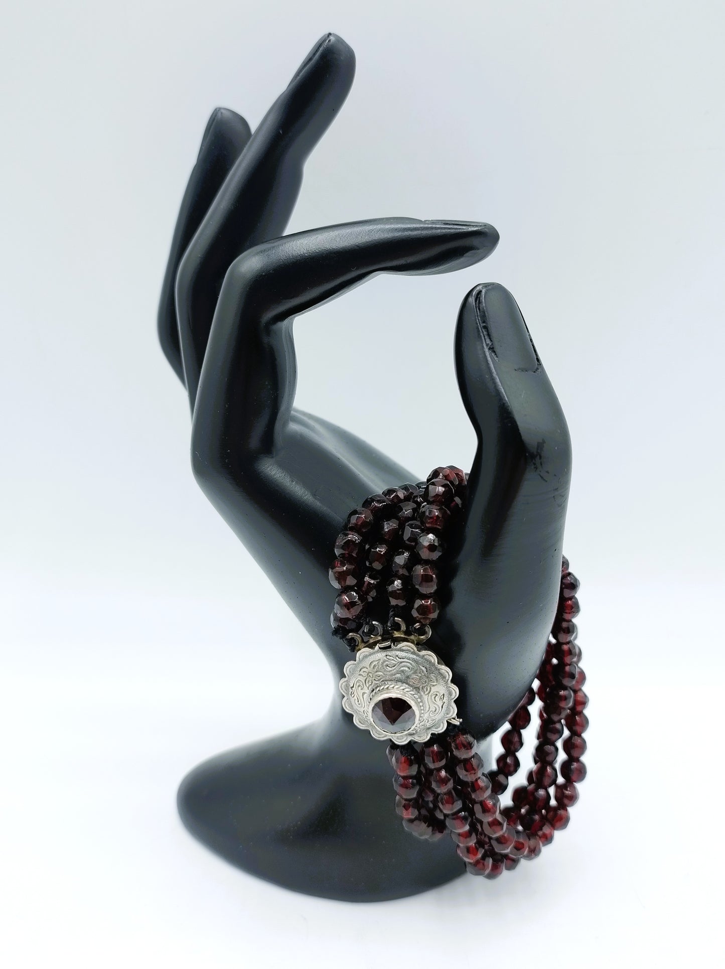 Glasgranatenarmband mit Silberverschluss, Niekerk, Schoonhoven