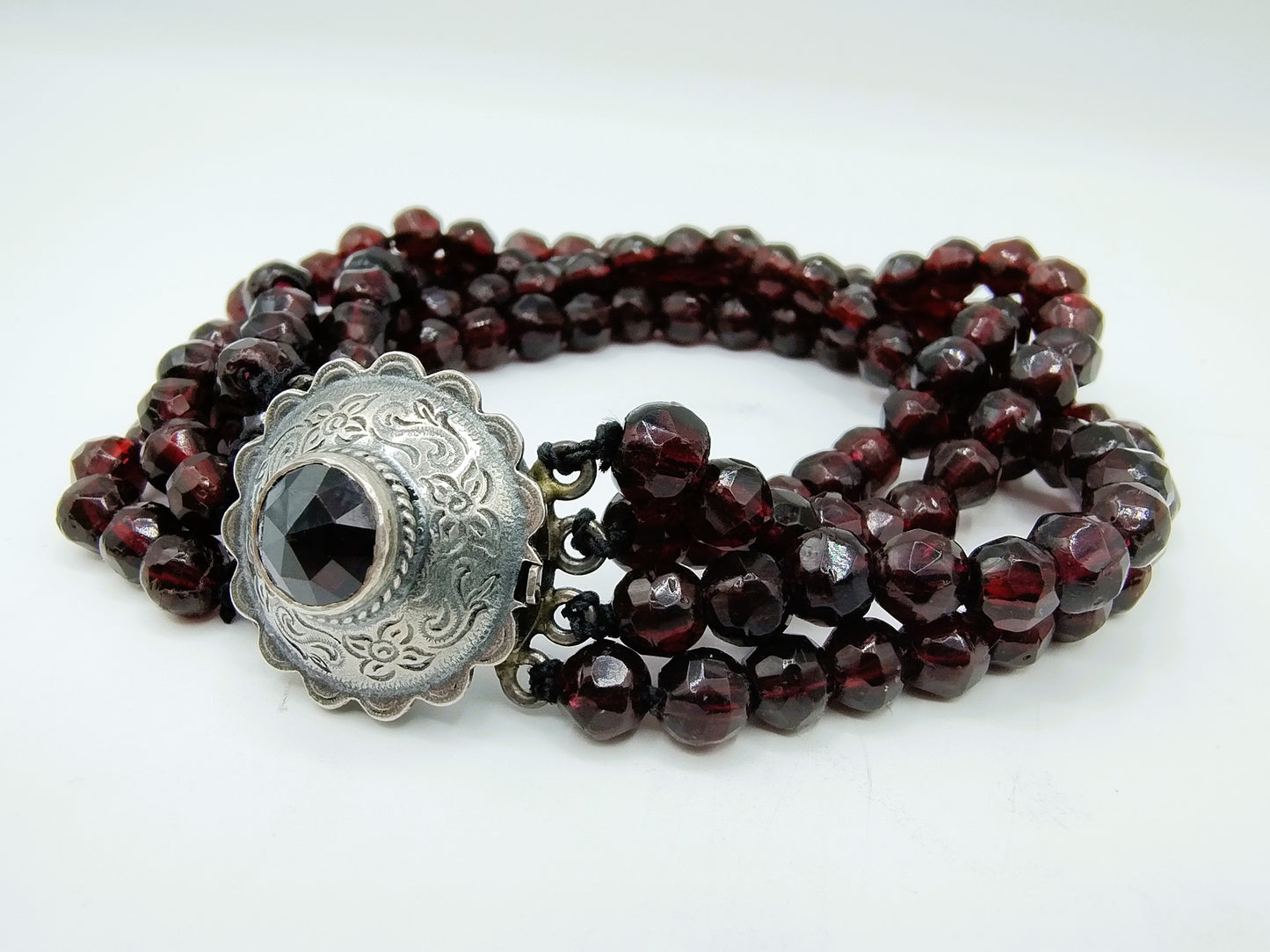 Glasgranatenarmband mit Silberverschluss, Niekerk, Schoonhoven