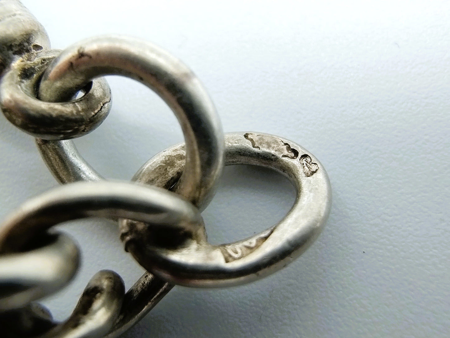 Silver watch chain, 25.5 cm.