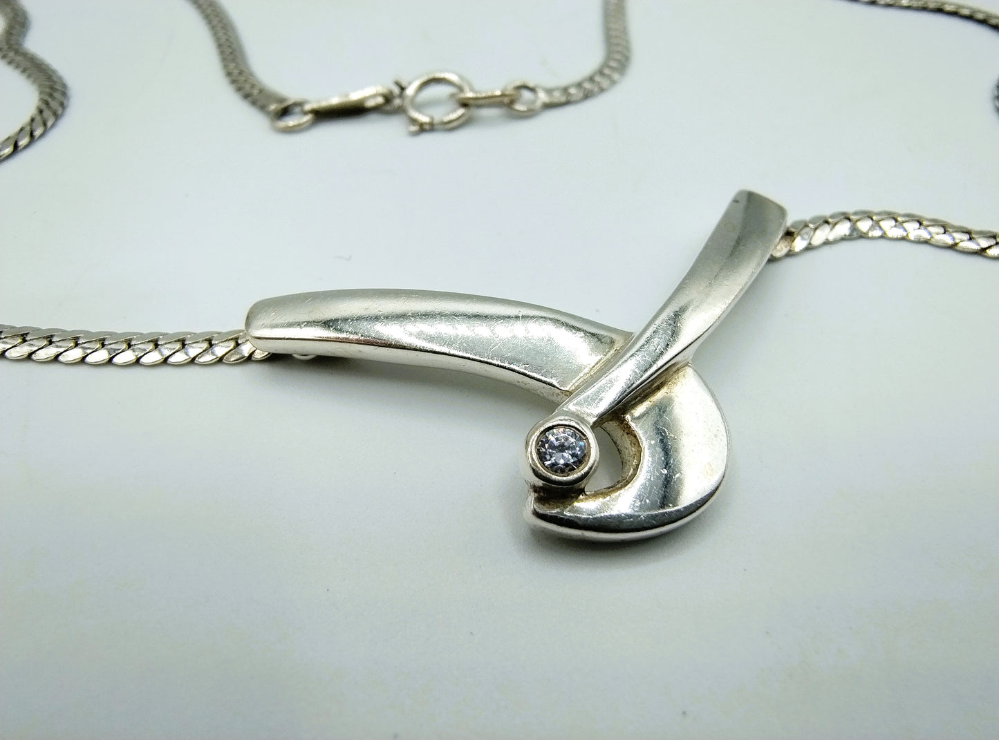 Silver necklace with braided design pendant, 39 cm, 925
