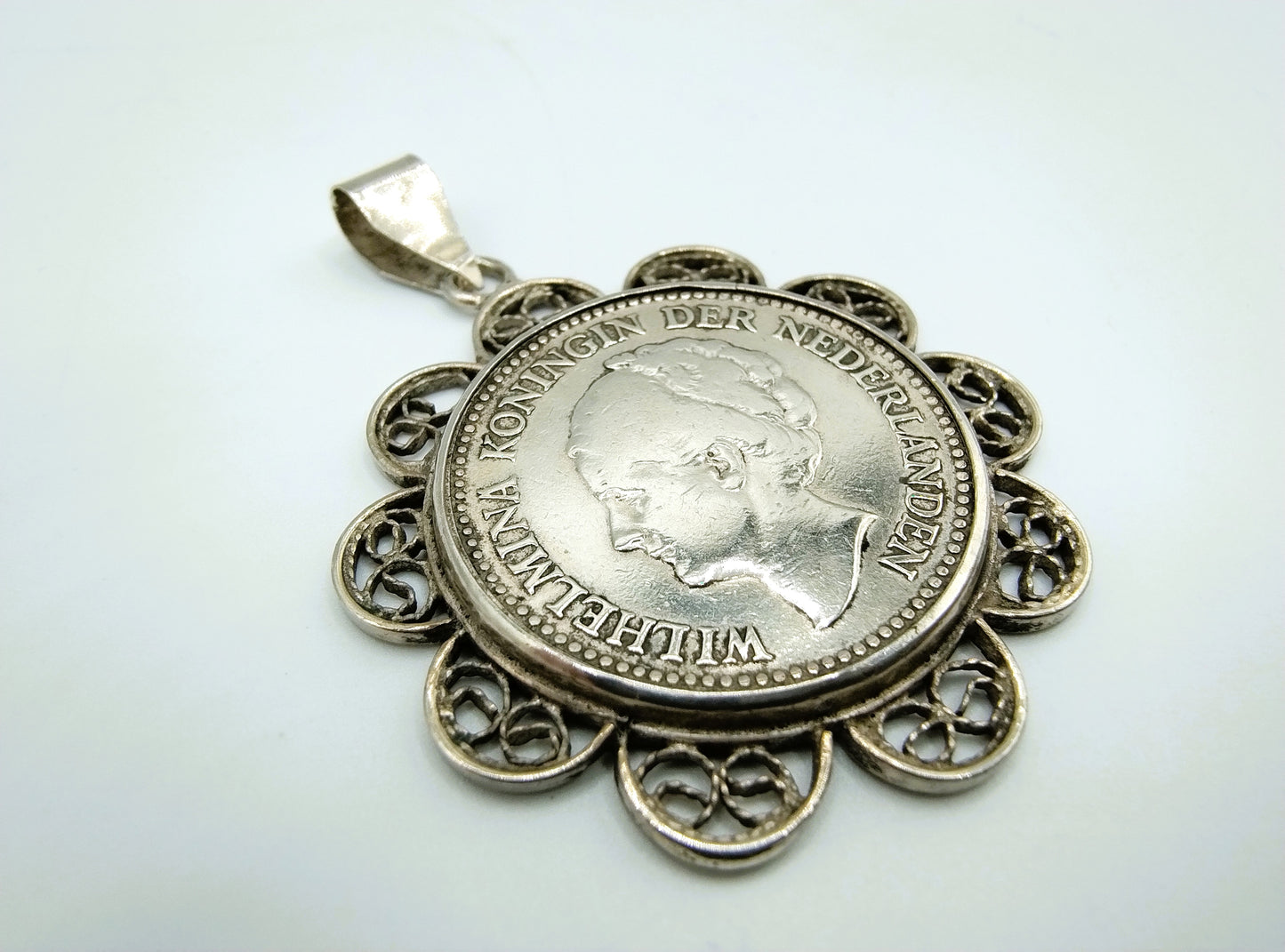 Zilveren munt hanger, 1/2 gulden, Wilhelmina, 1929