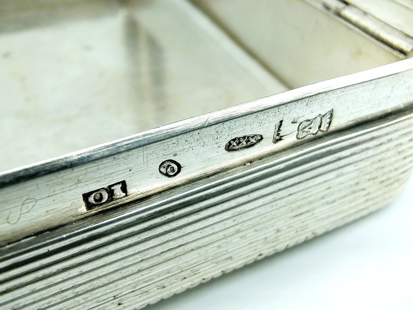 Silver tobacco box, JA de Haas, Amsterdam, 1811
