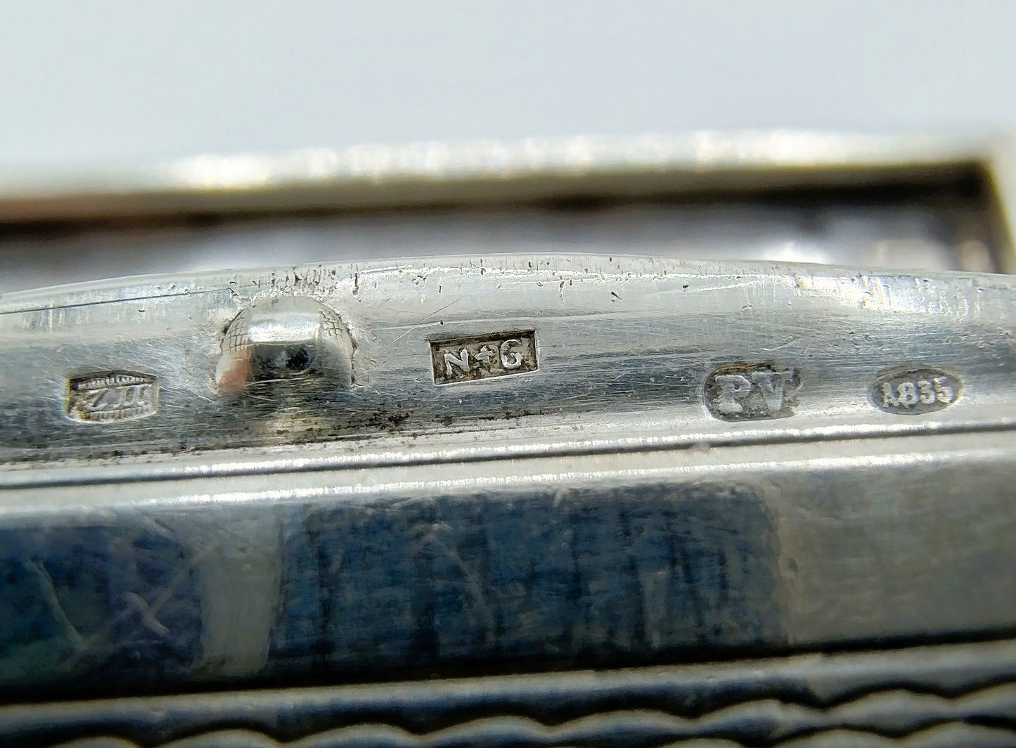 Silver cigarette box, NS Gotlieb.