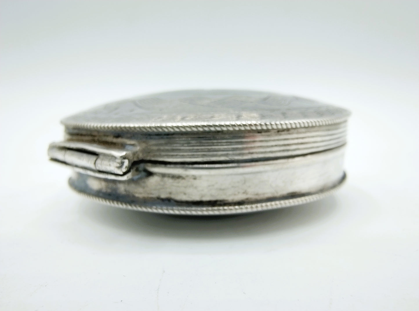 Silberne Pfefferminzdose, G. Wouda, Drachten, 1850