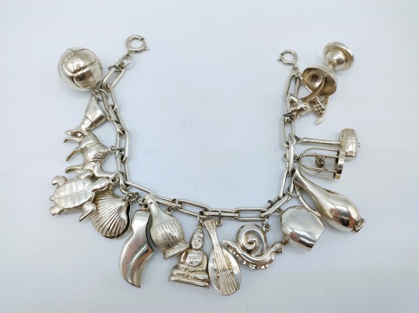 Silbernes Bettelarmband mit 16 (!) Charms, 22 cm