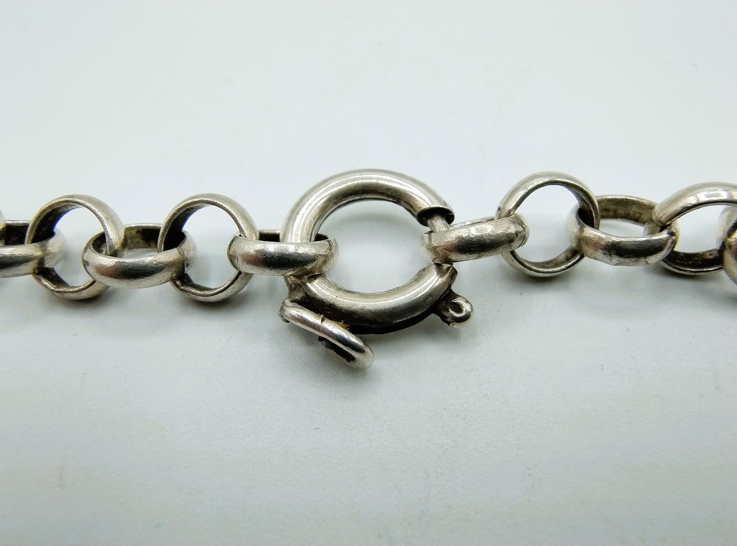 Silver jasseron chain with signet and watch key