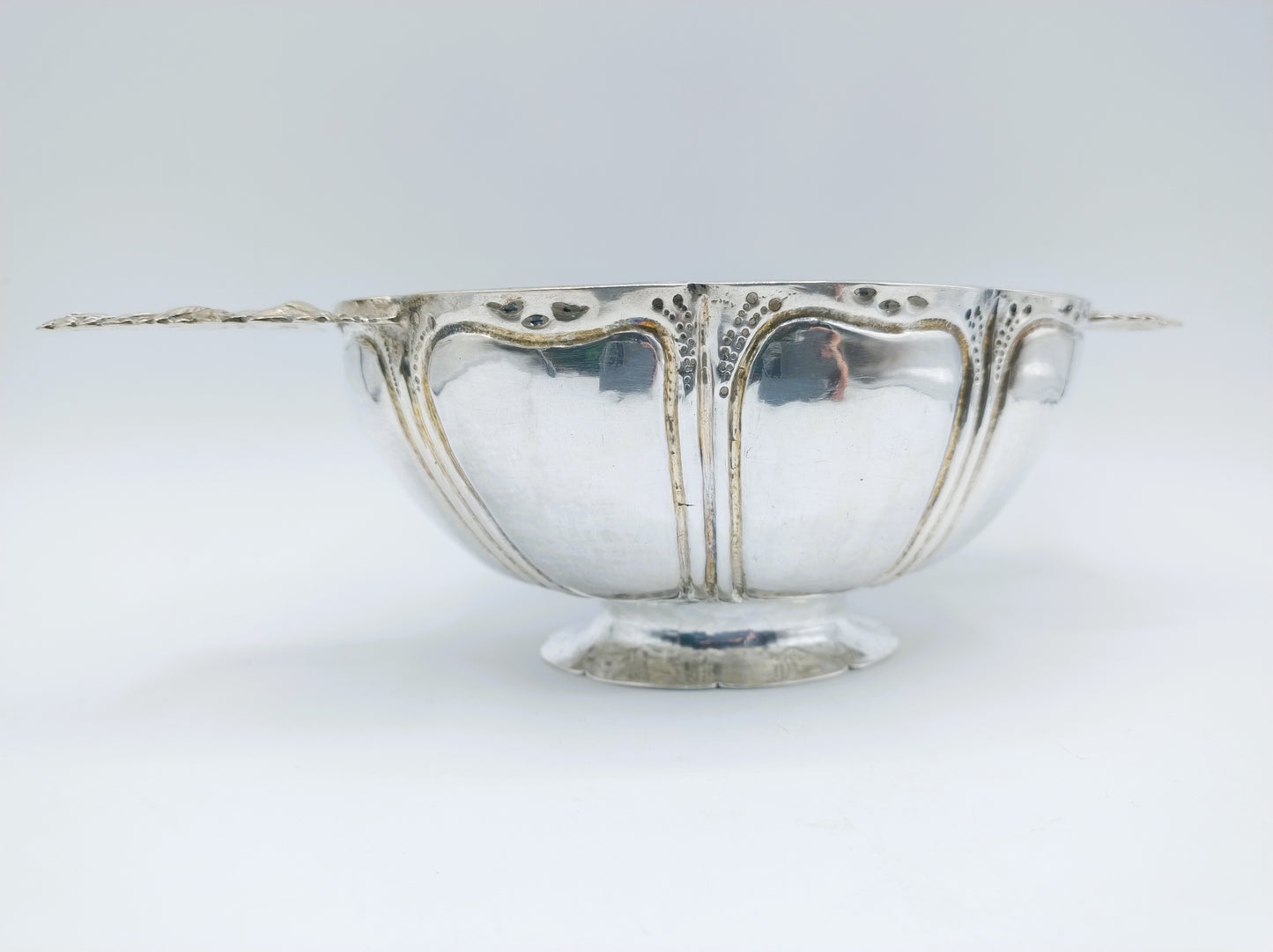 Zilveren brandewijnkom, A.P. Altena, Franeker, 1714