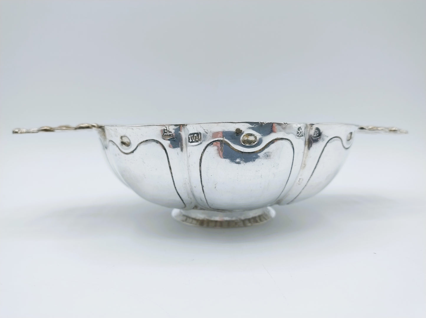 Zilveren brandewijnkom, Jan Verdoes, Haarlem, 1749