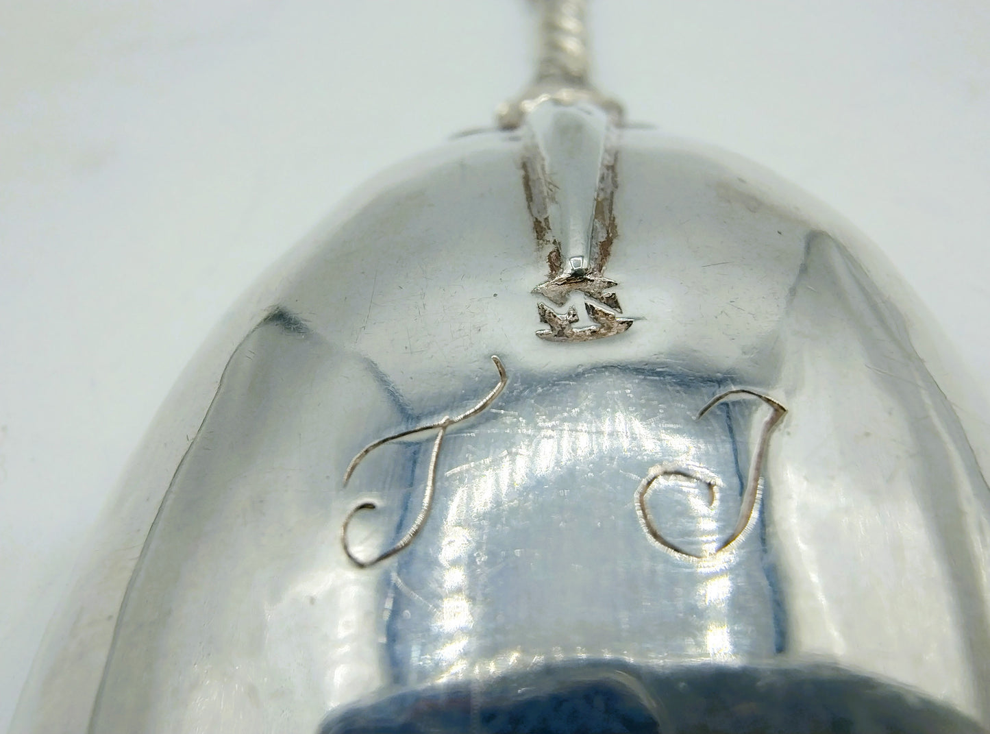 Silberner Beilagenlöffel, Leeuwarden, ca. 1734