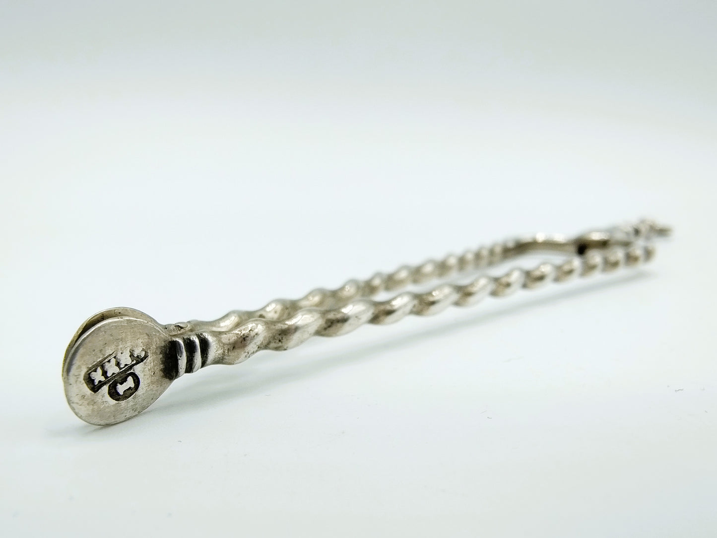 Silver miniature fireplace tongs, A. van Geffen, Amsterdam, 1768