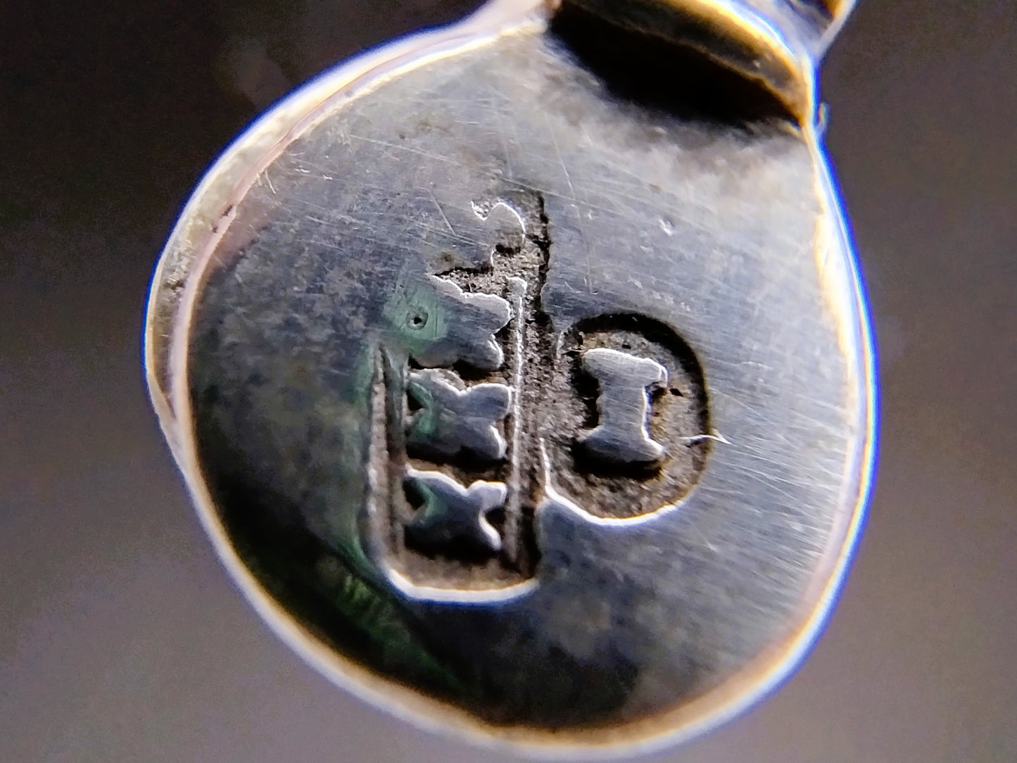 Zilveren miniatuur haardtang, A. van Geffen, Amsterdam, 1768