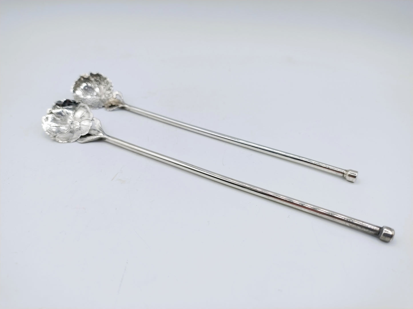 2 Zilveren cocktail rietjes, Nederland, 20e eeuw