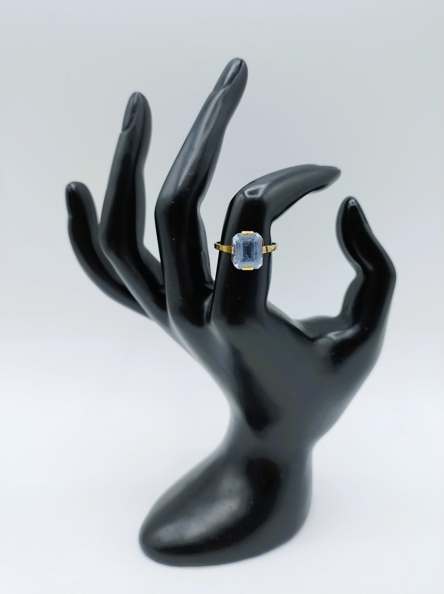 Gold ring with aquamarine, 18 mm