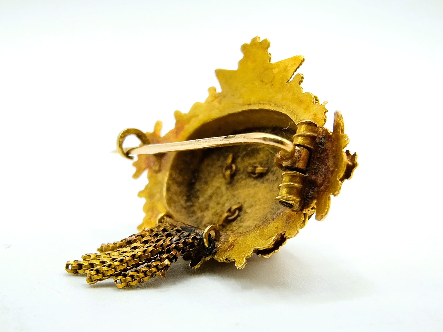 Gold brooch, traditional costume, 19th century
