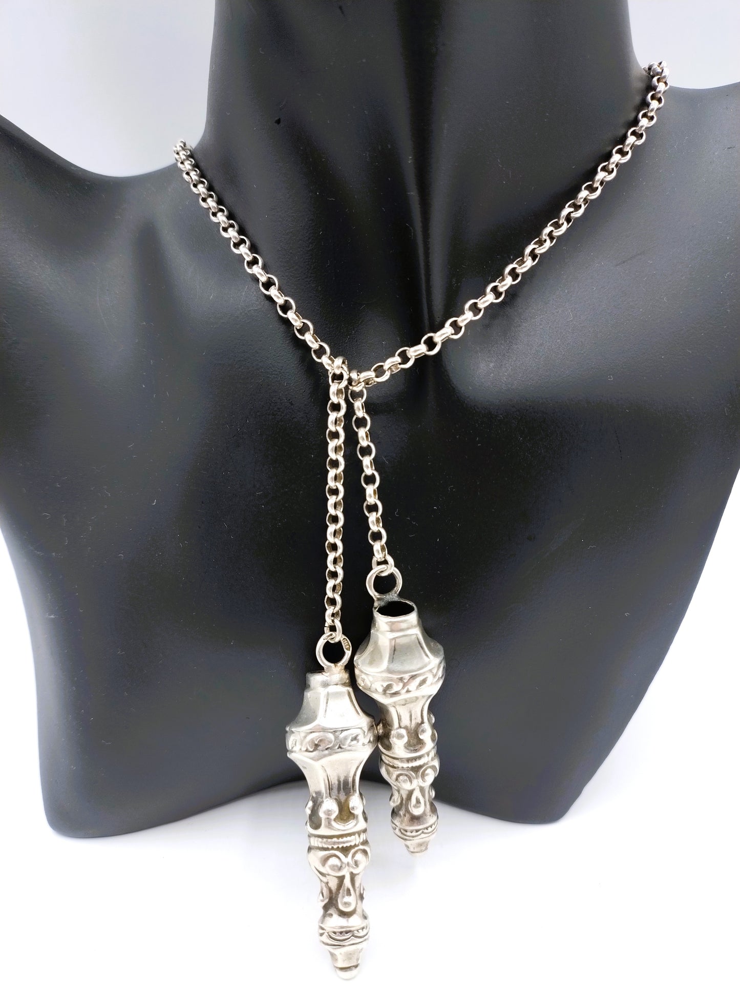 Silver jasseron chain with knitting needle caps, H. Looren - de Jong / Schoonhoven, 20th century