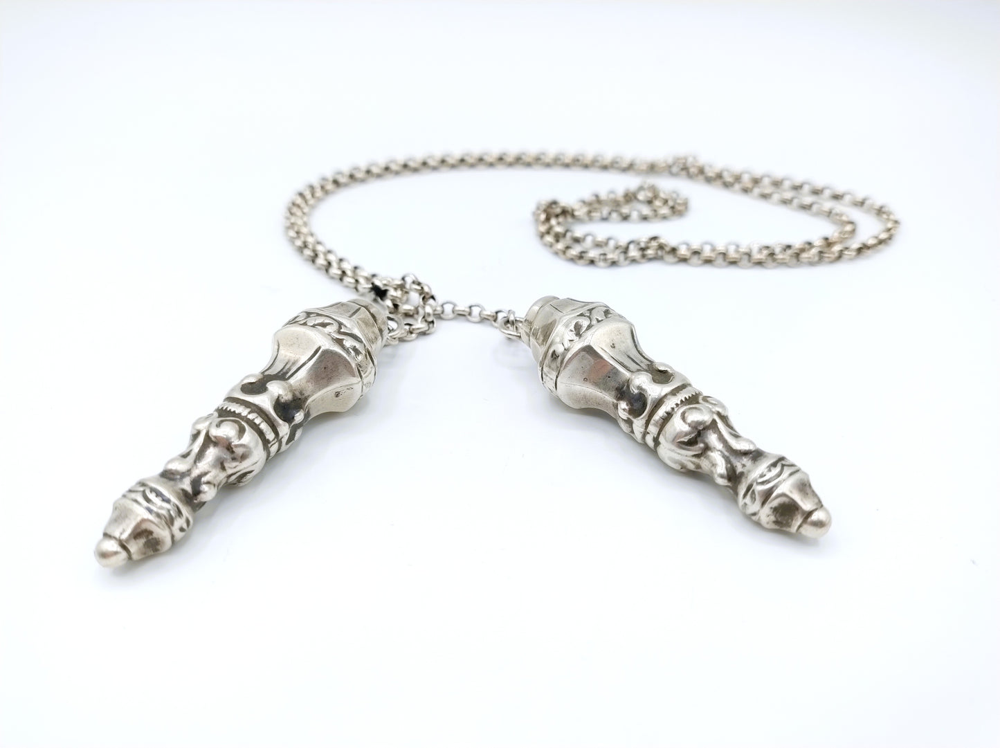 Silver jasseron chain with knitting needle caps, H. Looren - de Jong / Schoonhoven, 20th century