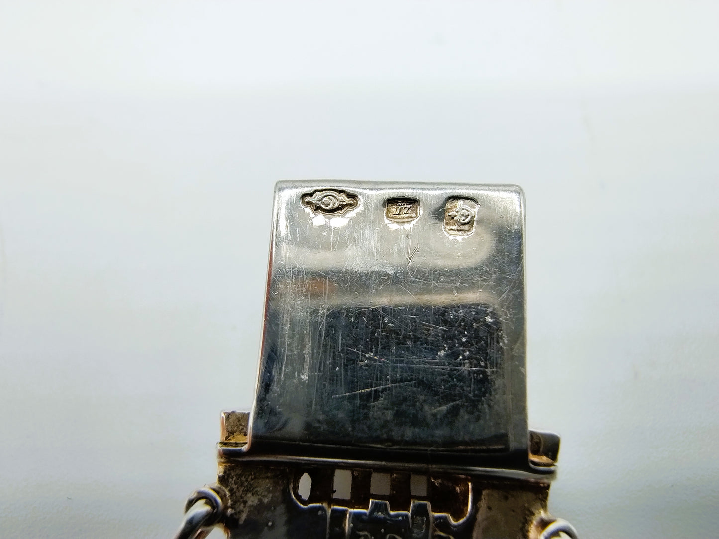 Zilveren schakelarmband, 19 cm