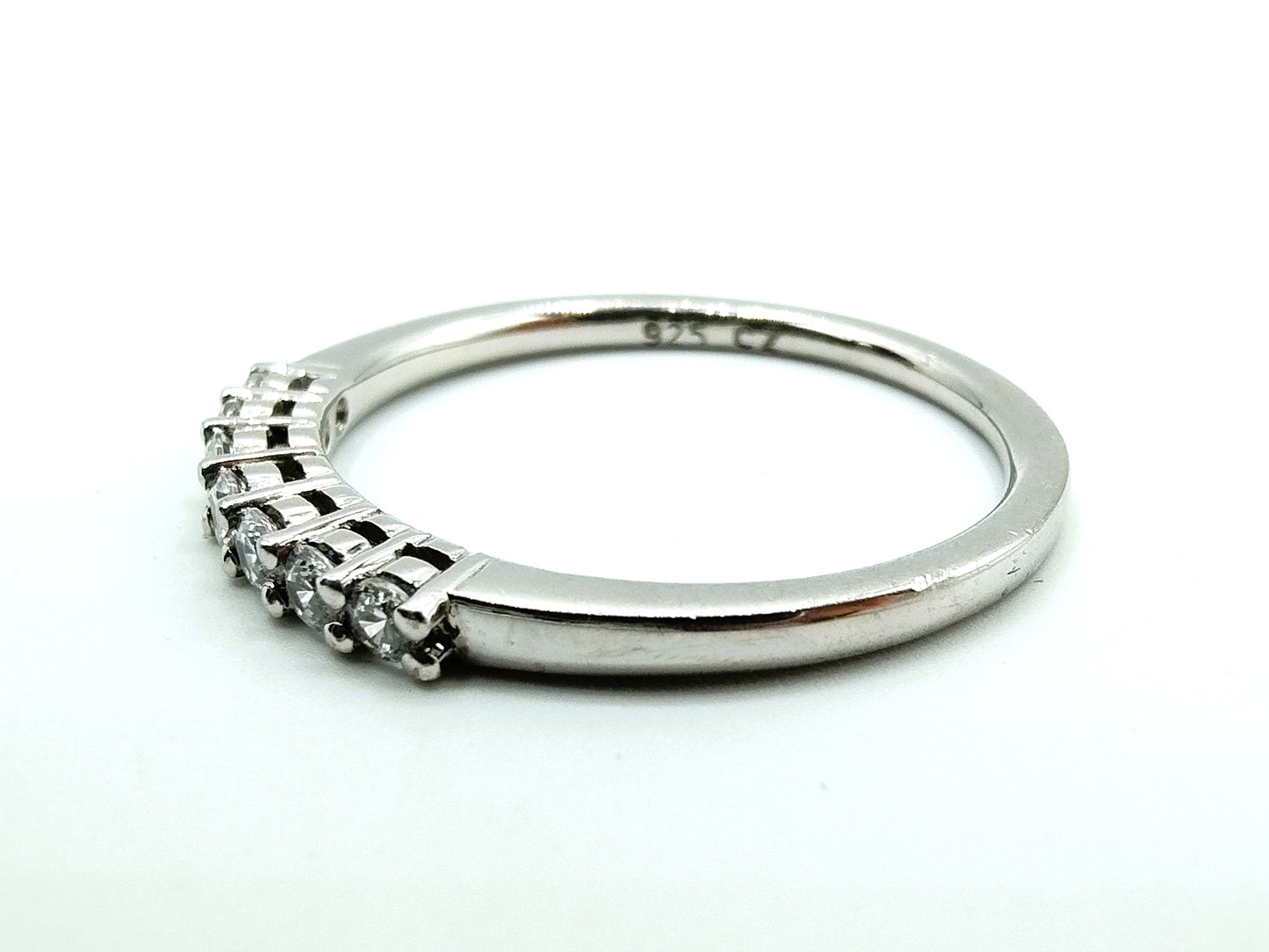 Silberner Schiebering mit Zirkonias, 17,5 mm