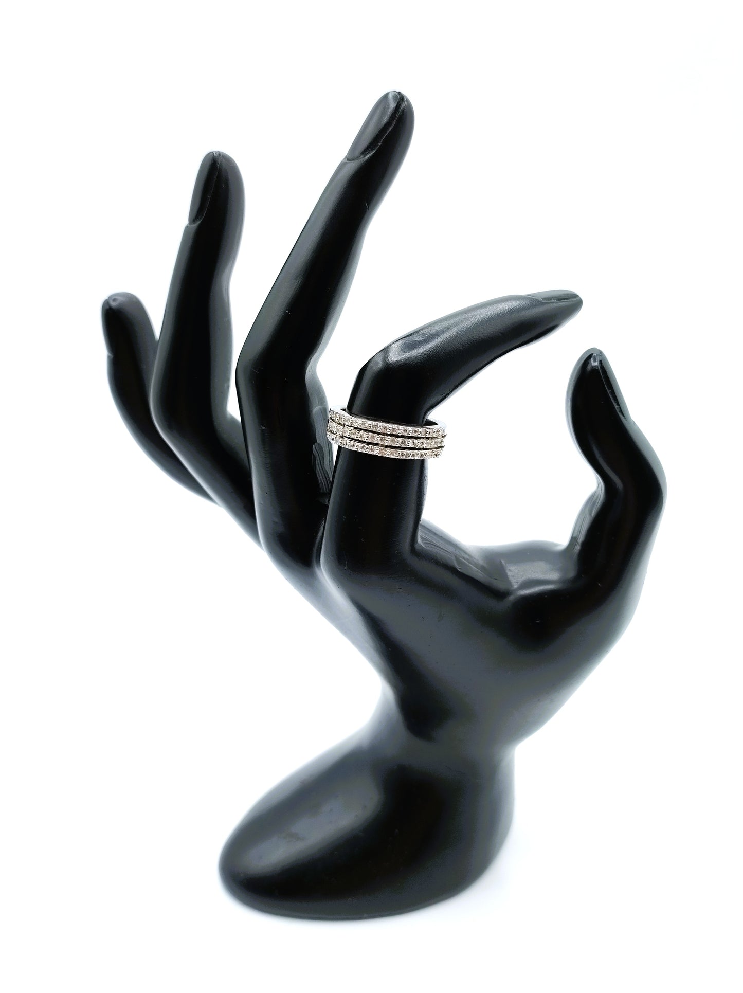 Silver ring with zirconia, 17 mm