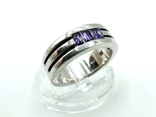 Zilveren ring met paarse zirkonia's, 17 mm