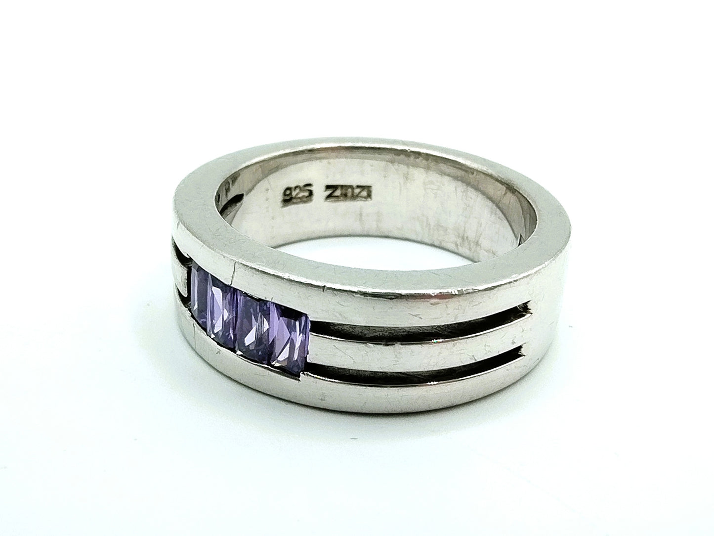 Silver ring with purple zirconia, 17 mm