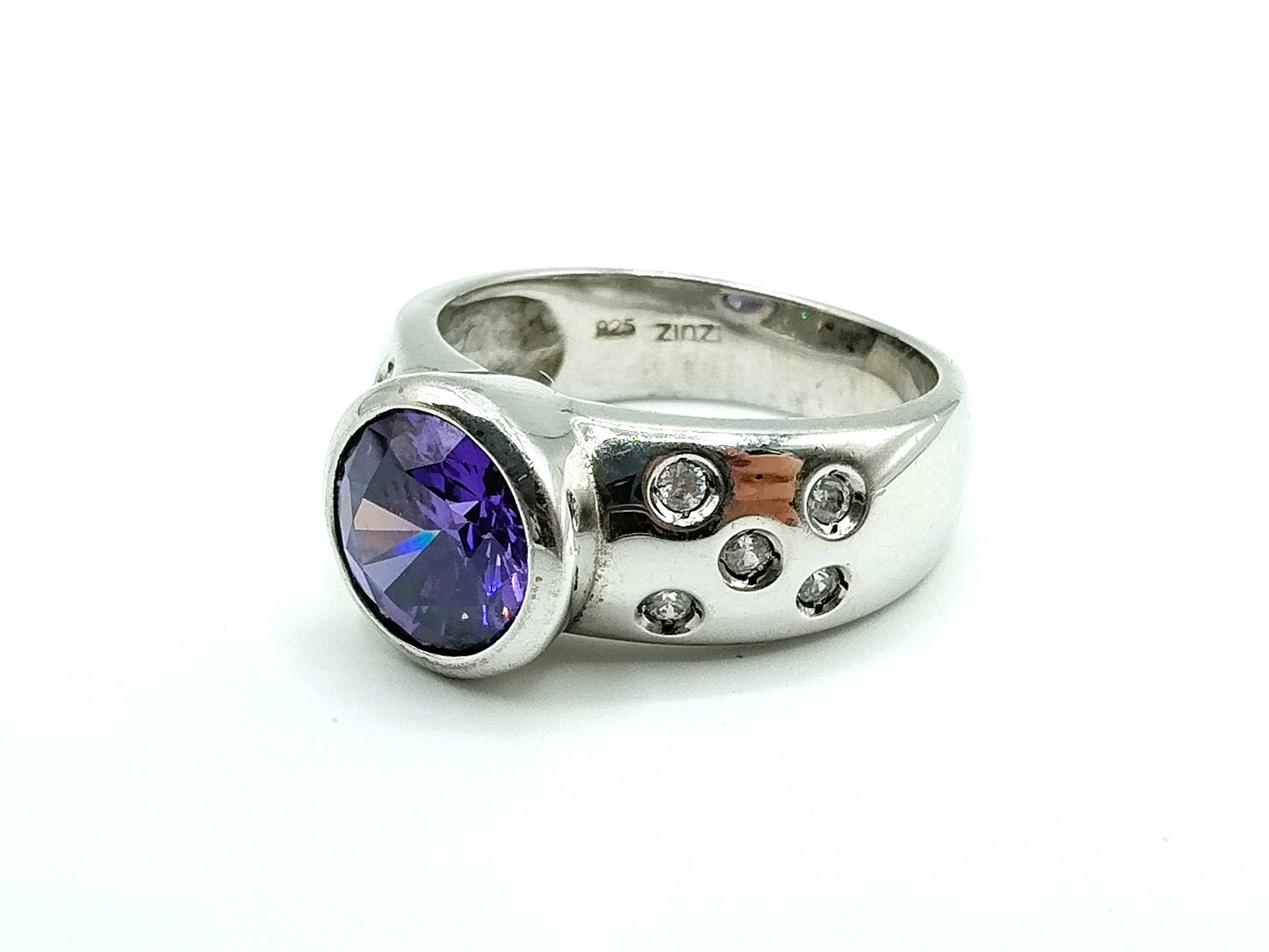 Silver ring with zirconia, 18 mm