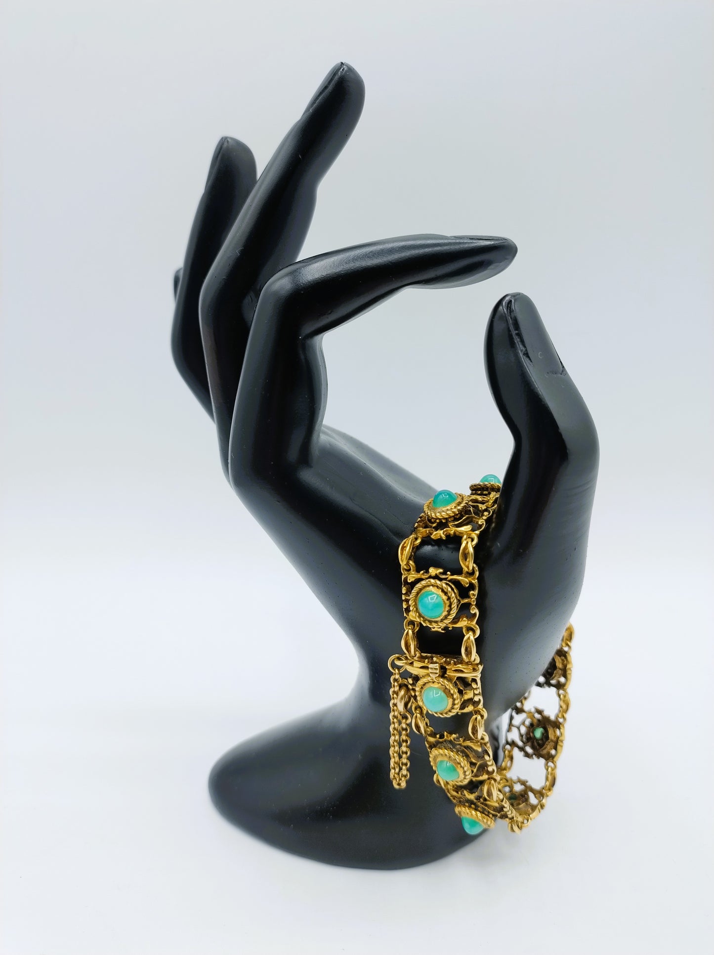 Zilveren armband met blauwe stenen, R. Ranft, Oostenrijk, 18,5 cm.