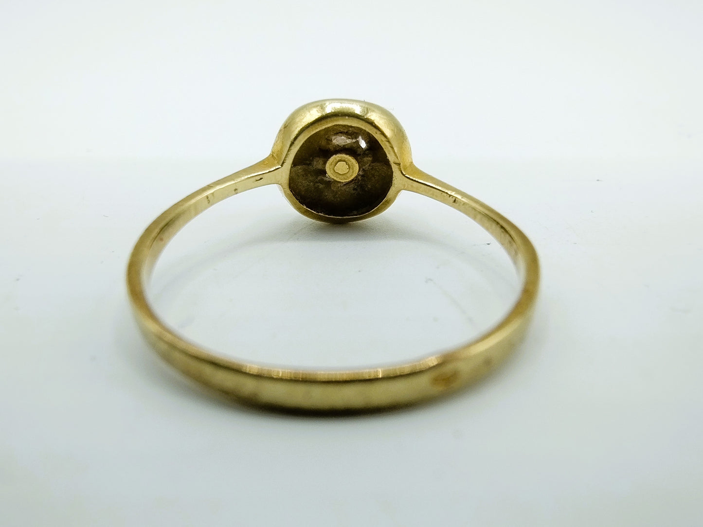 Gold ring with diamond, 17.5 mm