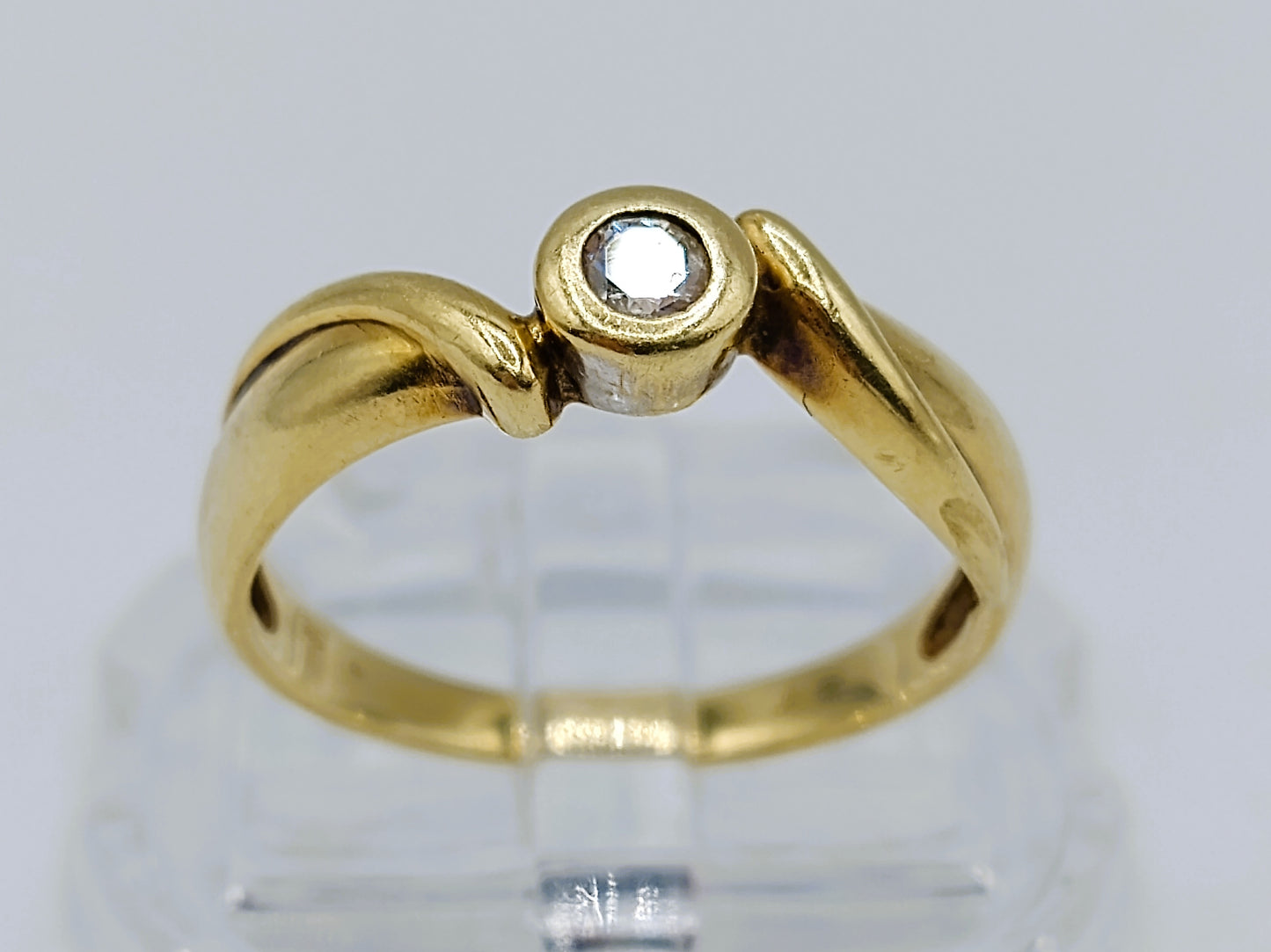 Gouden ring met diamant (0.10 ct), 16,5 mm