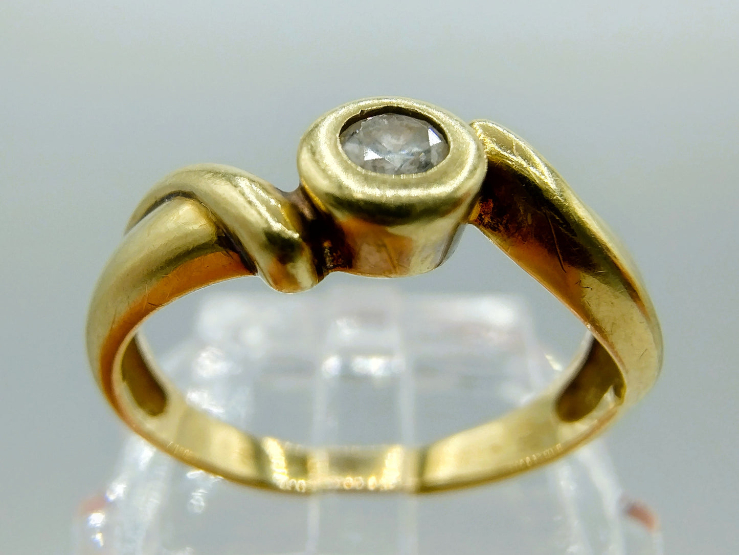 Gouden ring met diamant (0.10 ct), 16,5 mm