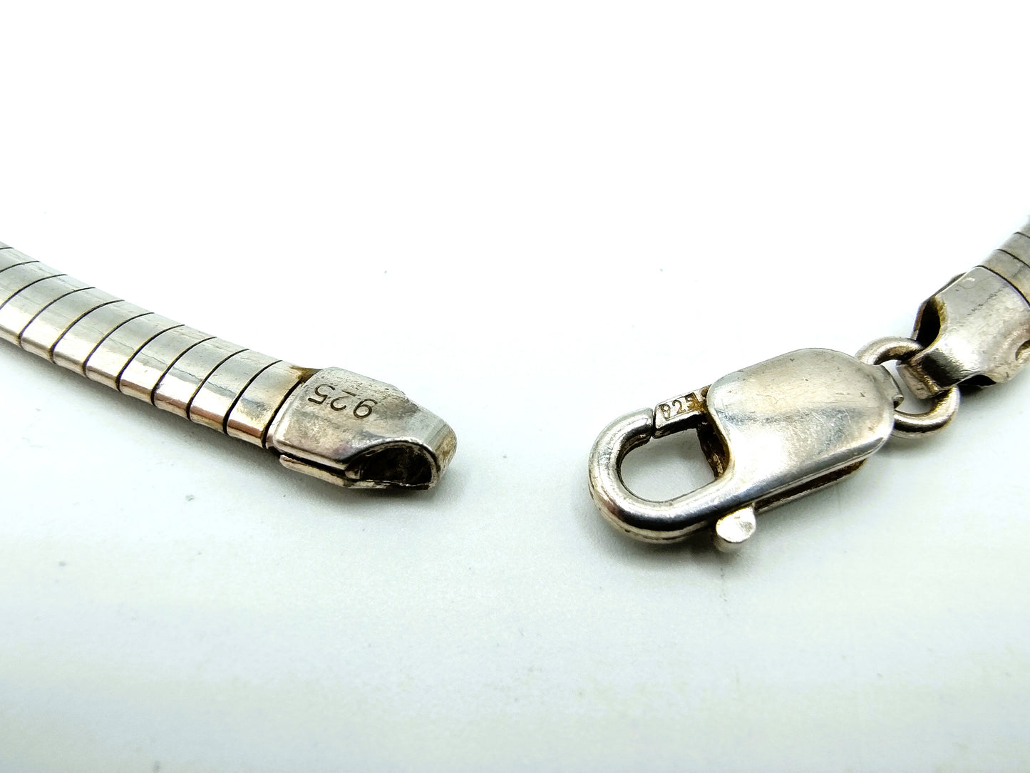 Silver omega chain 45.5 cm.
