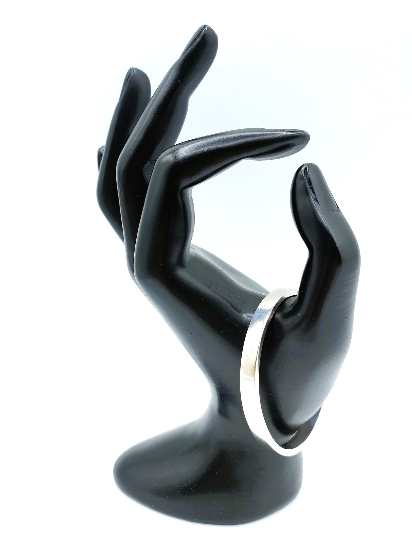 Silberner Armreif mit offenem Ende, 18 cm