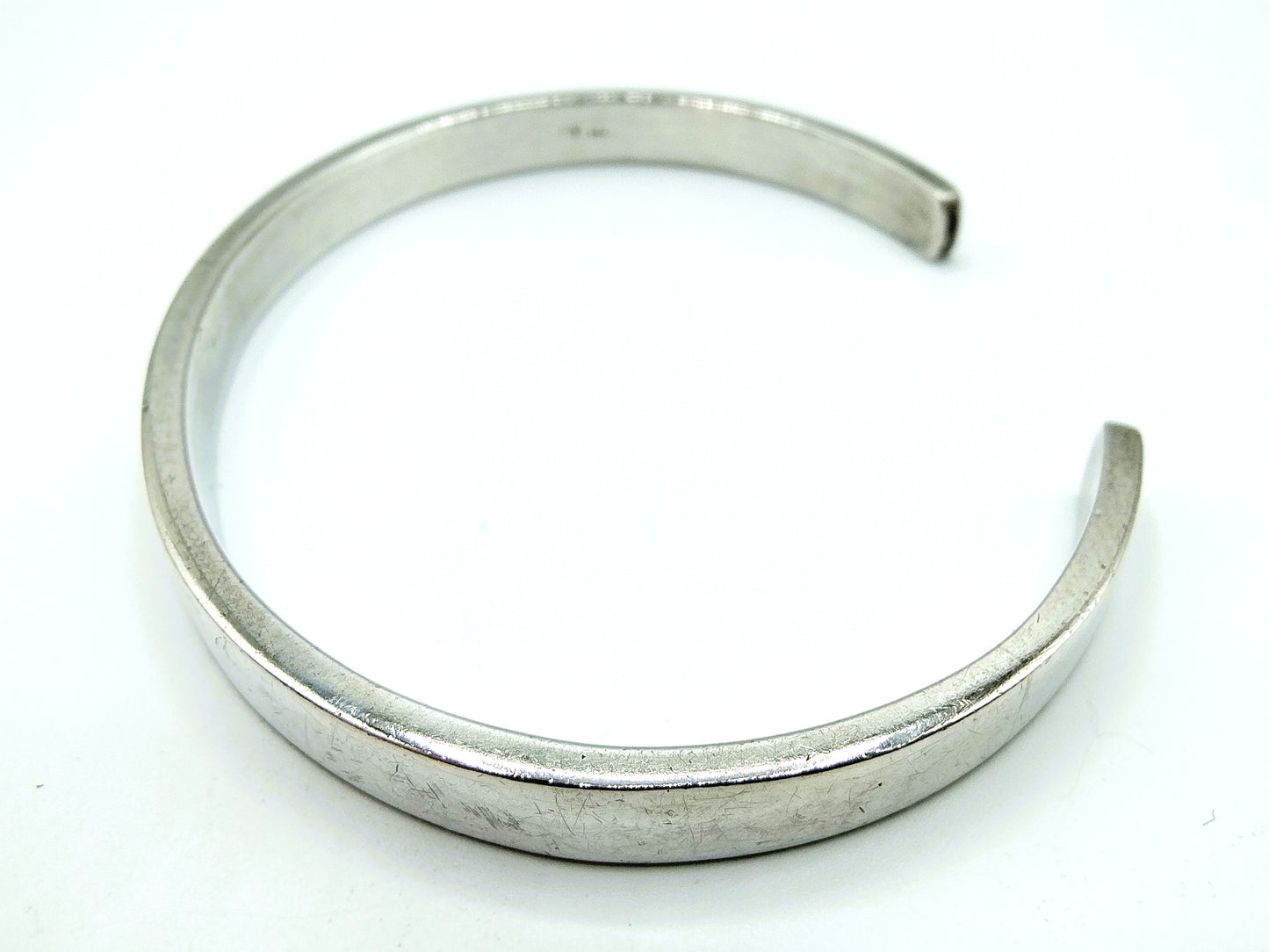 Silberner Armreif mit offenem Ende, 18 cm