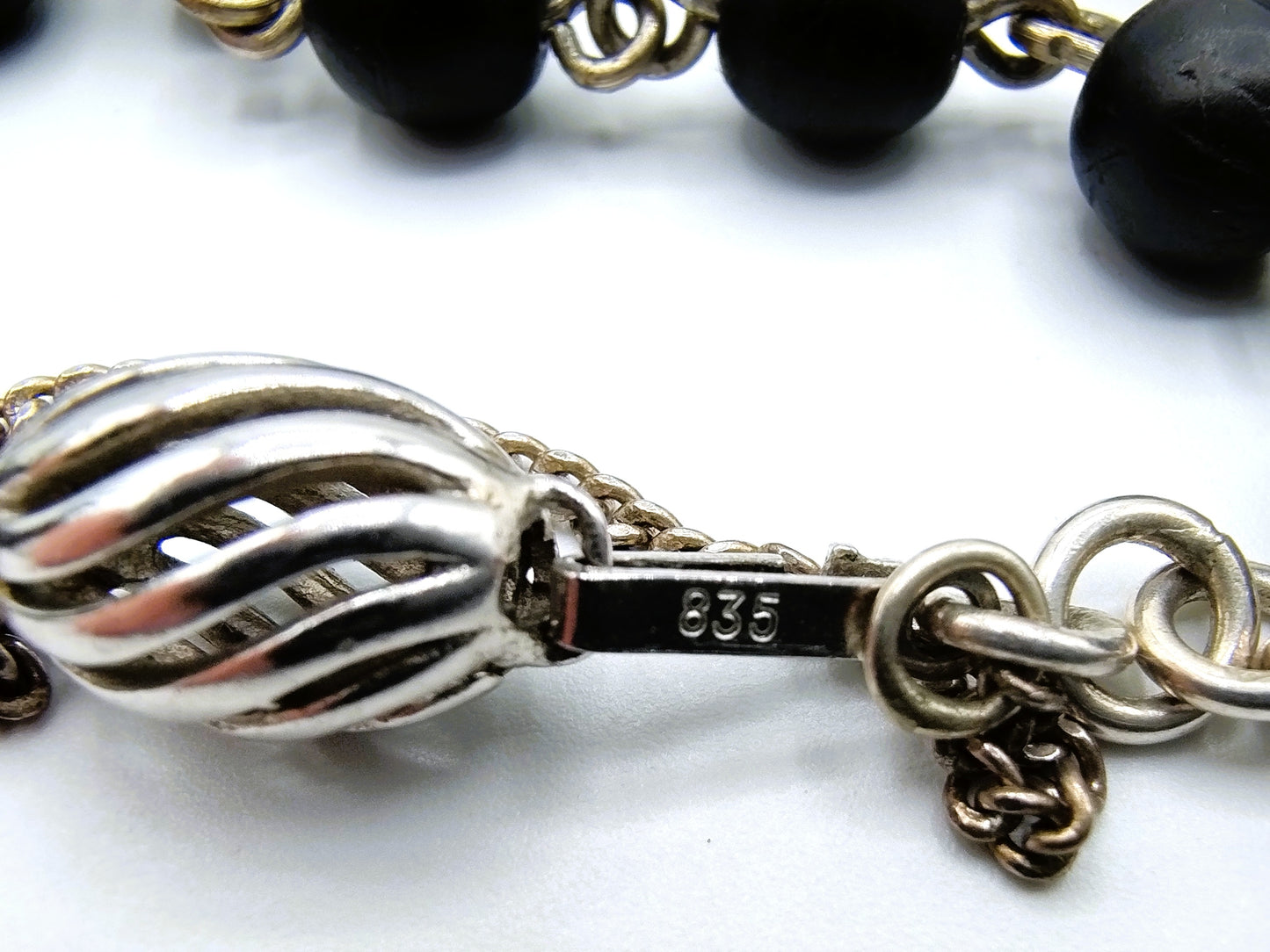 Gitten-Armband mit Silberverschluss, 18,5 cm.
