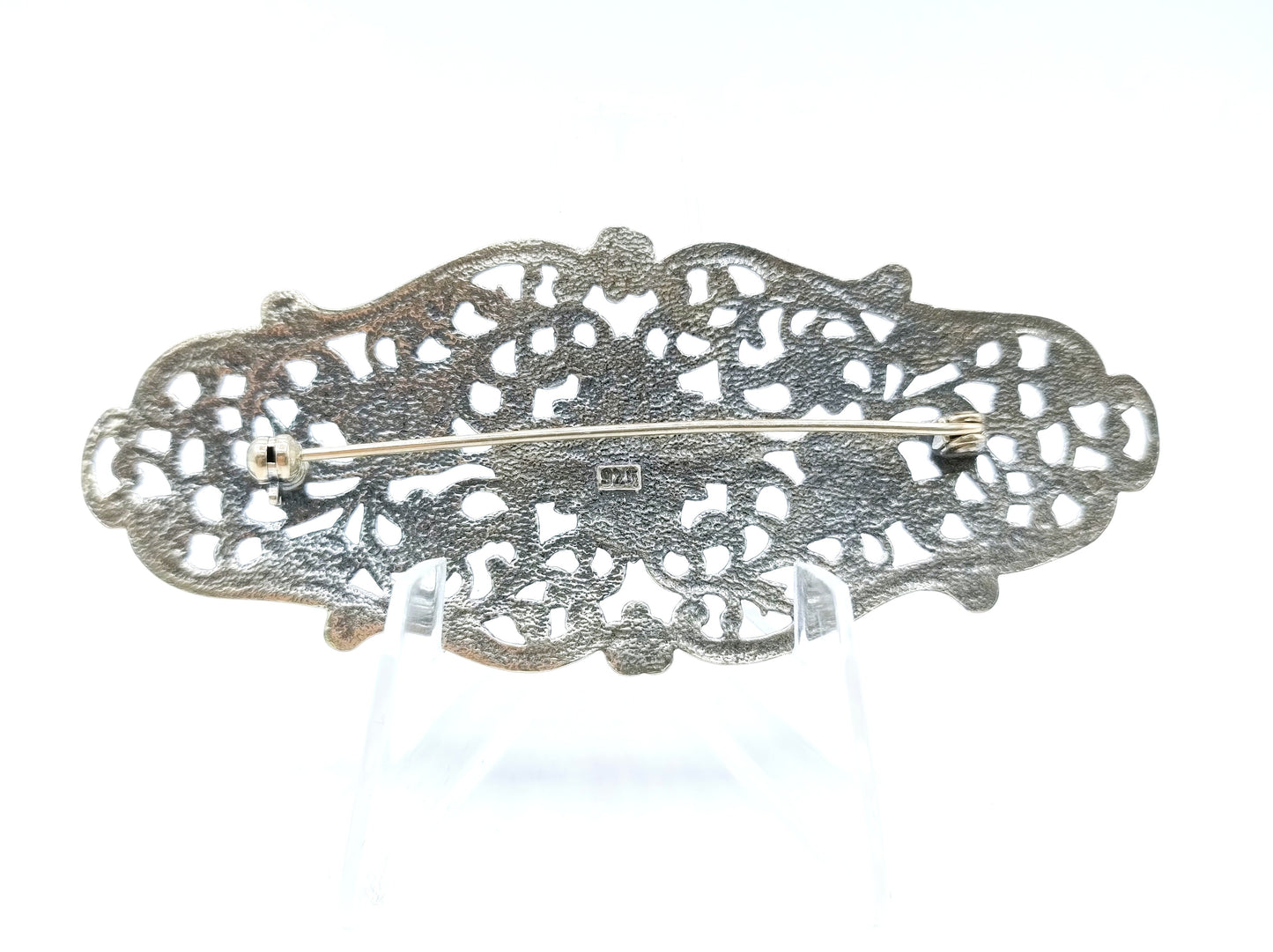 Silver flower brooch, 925