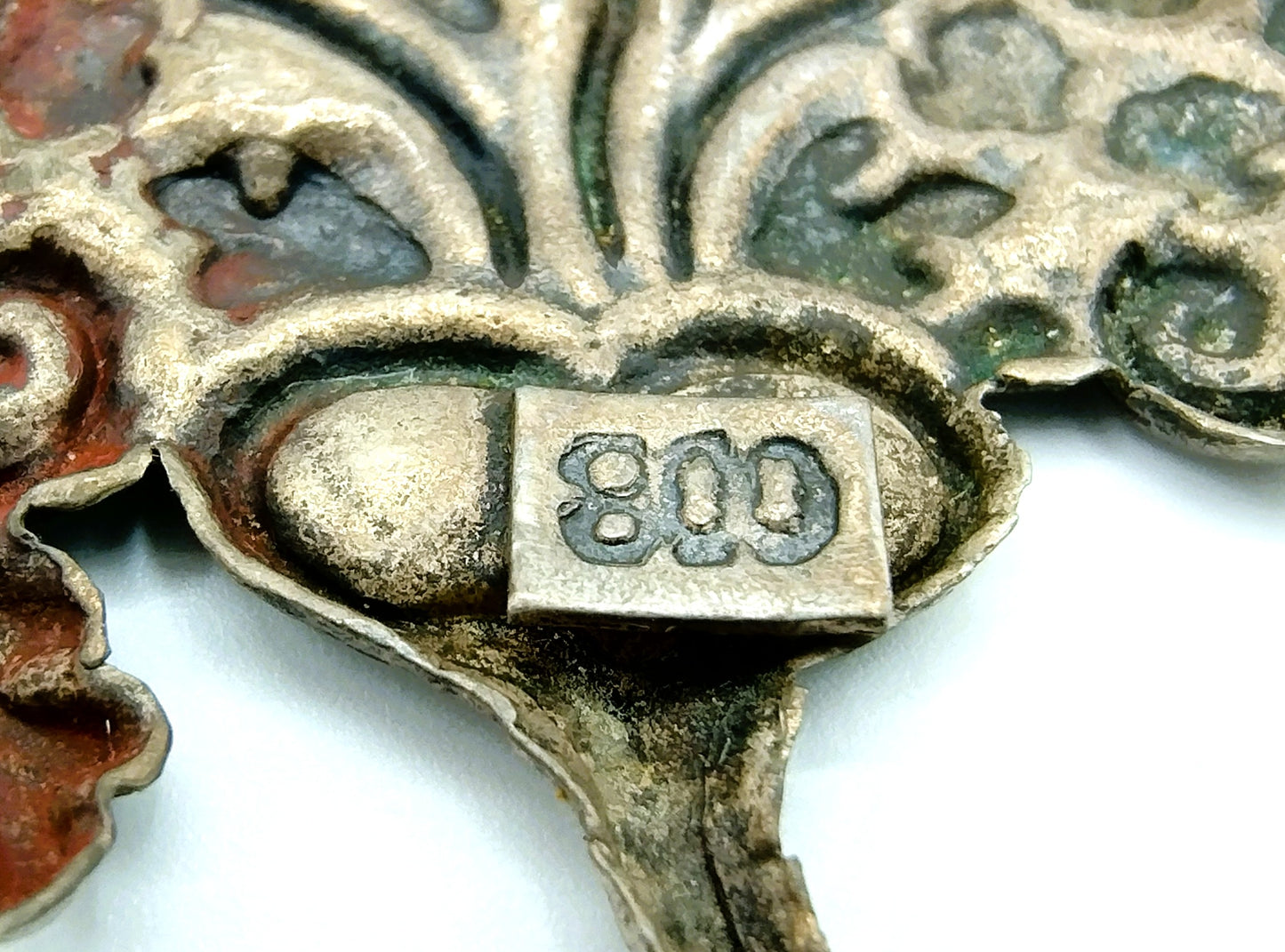 Silver brooch with bouquet, 925