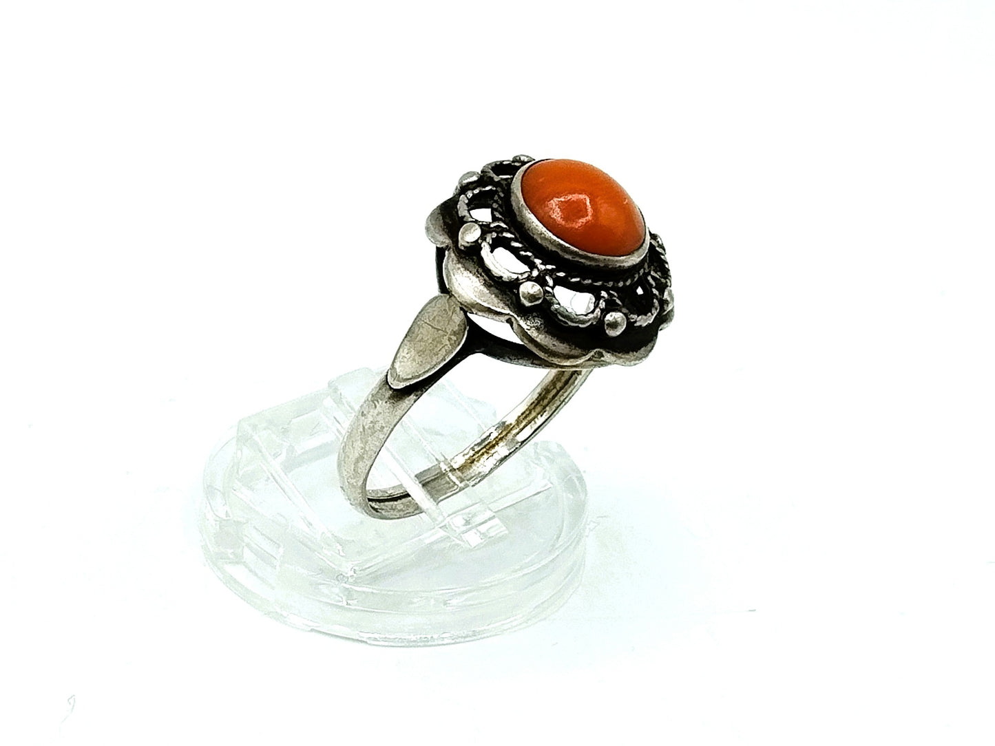 Silver ring with blood coral, 21 mm