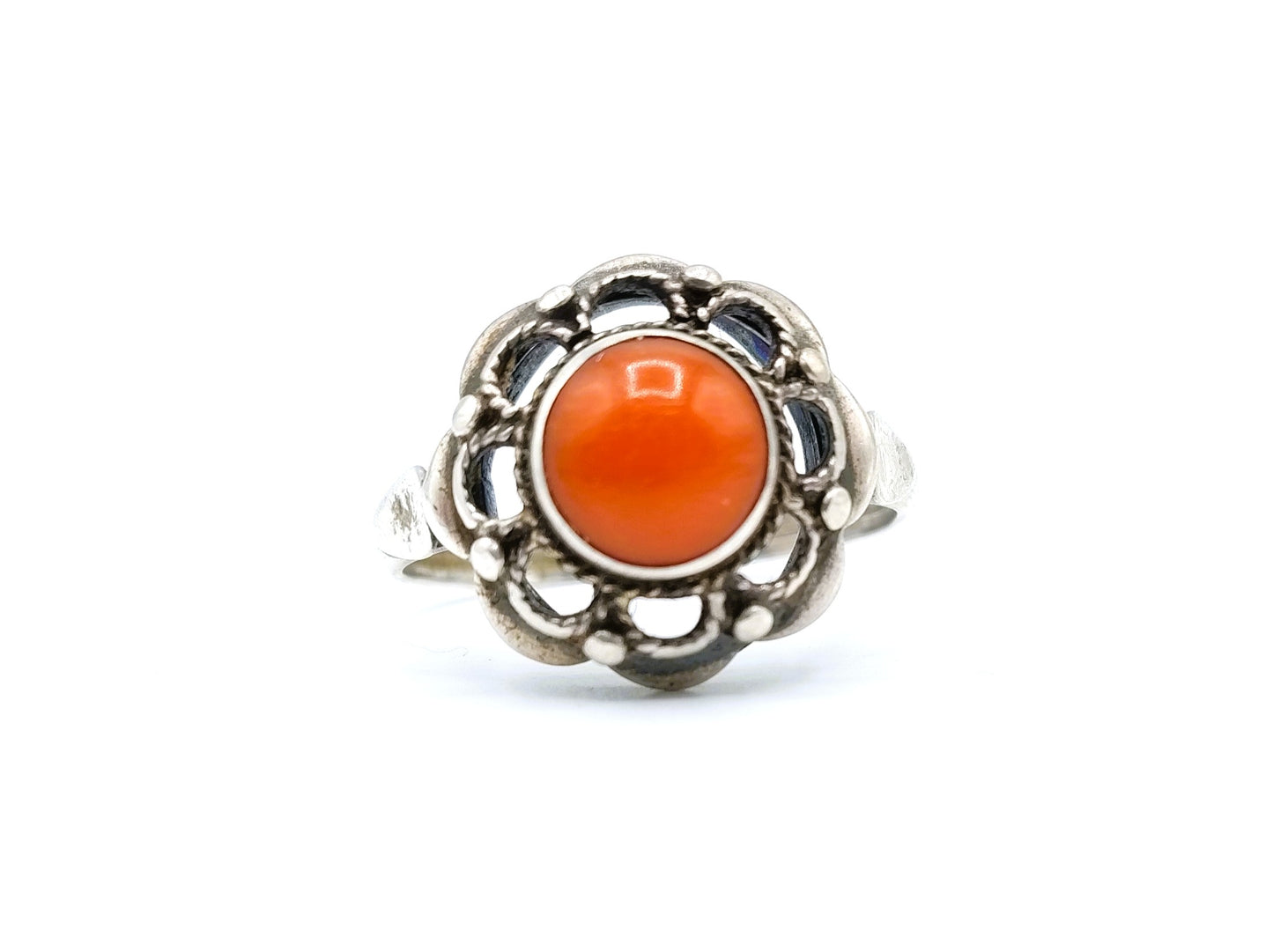 Silver ring with blood coral, 21 mm