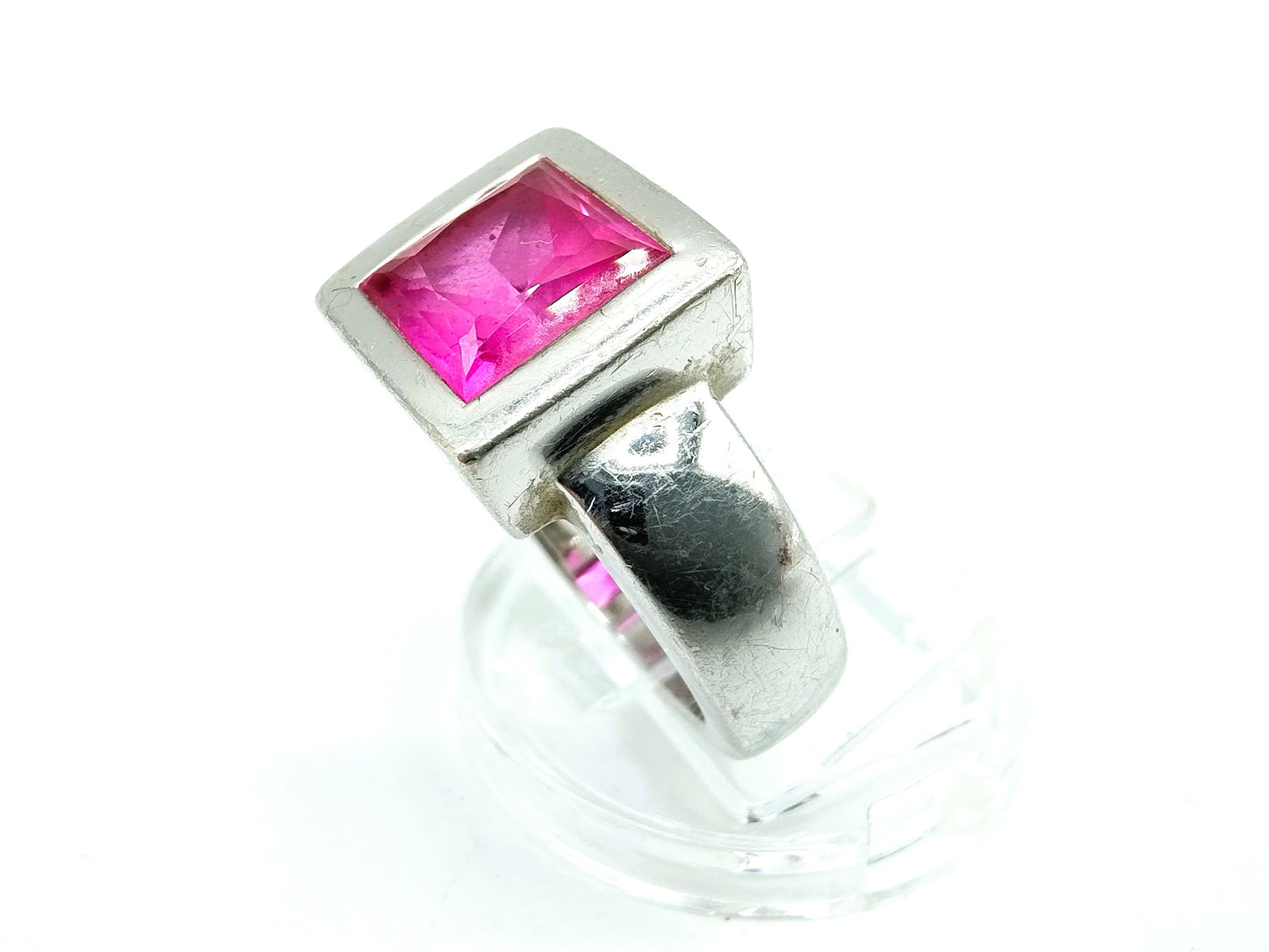 Silberner Zinzi-Ring mit rotem Stein, 17,5 mm