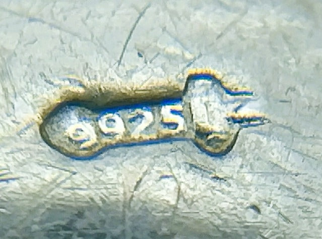 Silberner Zinzi-Ring mit rotem Stein, 17,5 mm