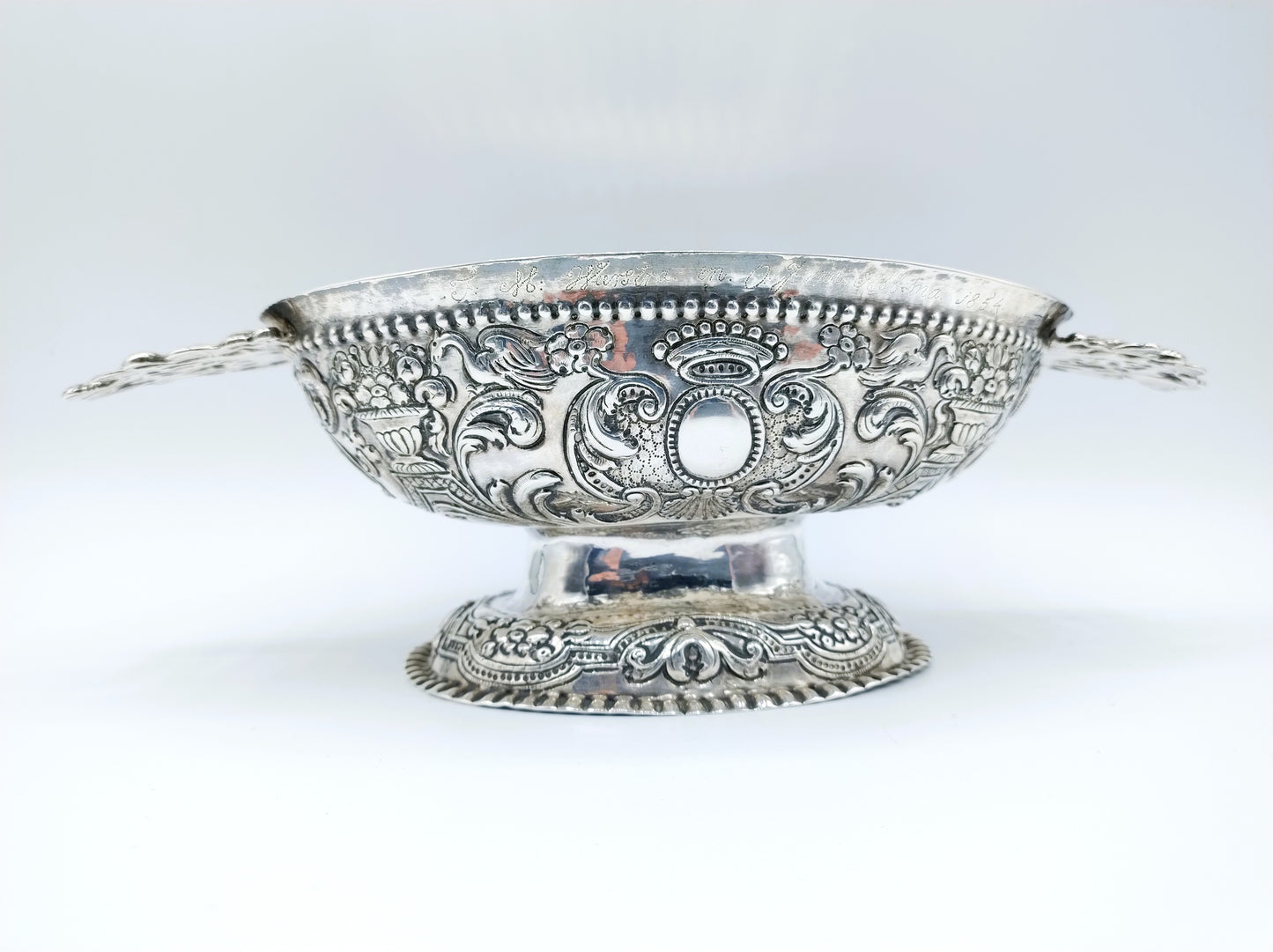 Zilveren brandewijnkom, Jelle Thomas, Makkum, 1754
