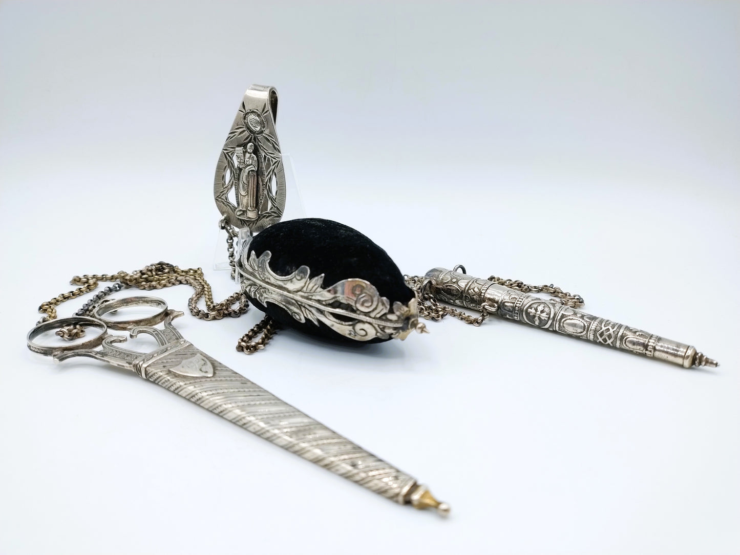 Zilveren Friese Chatelaine, o.a. P. Schmidt, Leeuwarden, 1818
